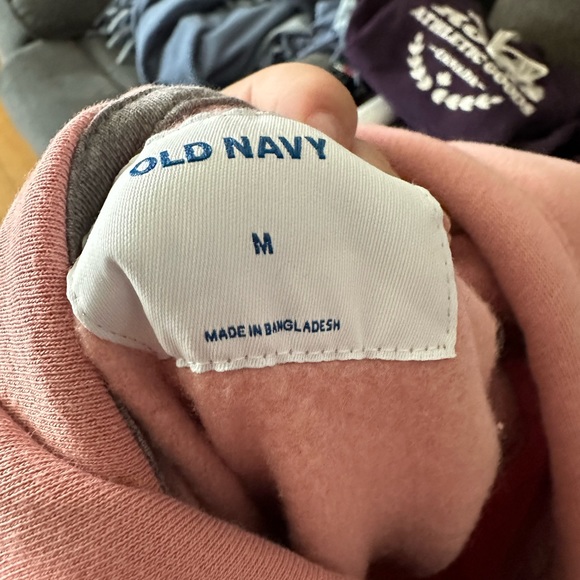 Old navy hoodie - Picture 2 of 2